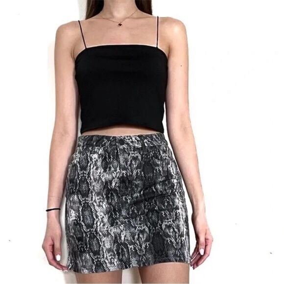 ZARA | Black & White Snakeskin Animal Print Denim Skirt Women’s Size Medium - Picture 1 of 12